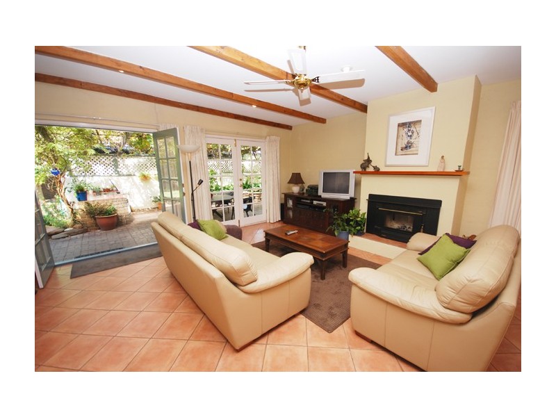 1 Cooinda Avenue, Redwood Park SA 5097