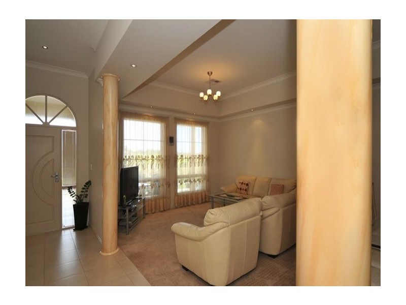 5 Guesthouse Court, Walkley Heights SA 5098