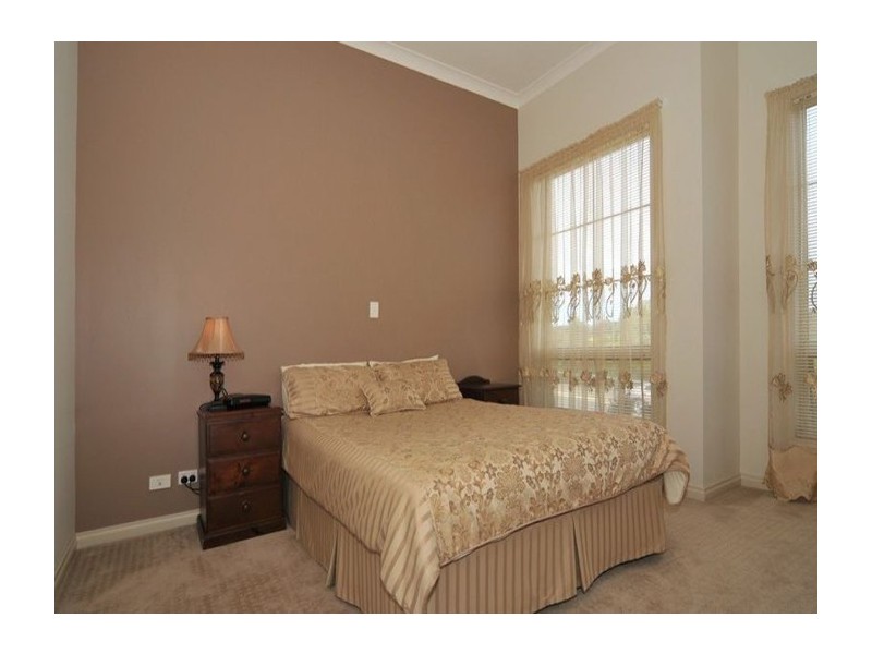 5 Guesthouse Court, Walkley Heights SA 5098