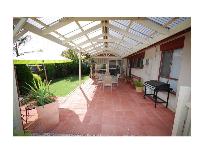 26 Kurrajong Street, Surrey Downs SA 5126