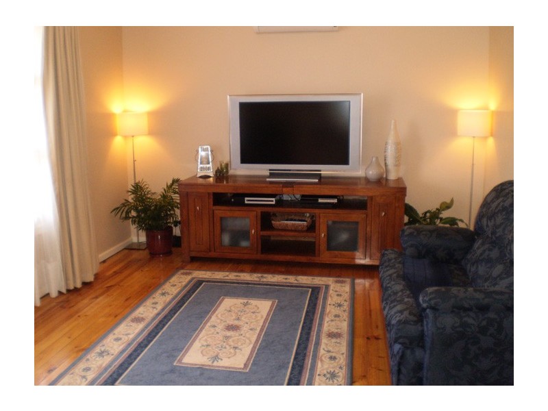 36 Carnarvon Avenue, Redwood Park SA 5097