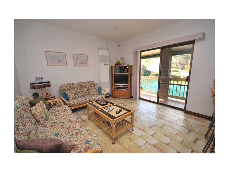 22 Dennis Grove, Vista SA 5091