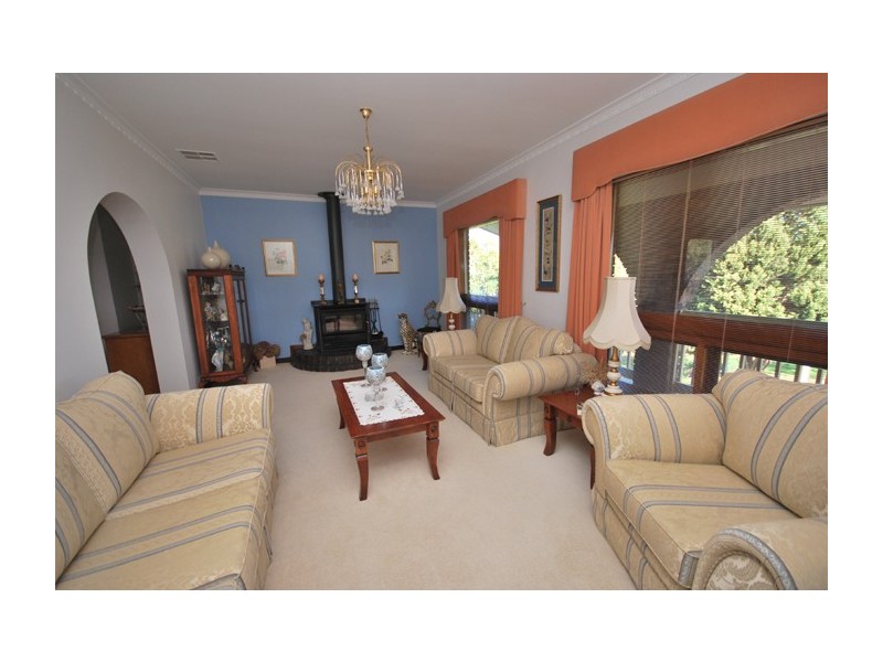 22 Dennis Grove, Vista SA 5091