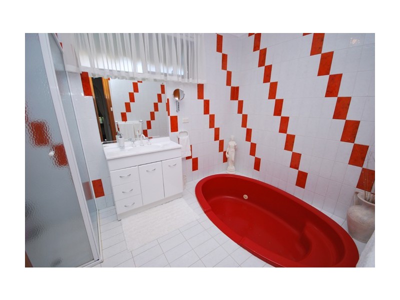 22 Dennis Grove, Vista SA 5091