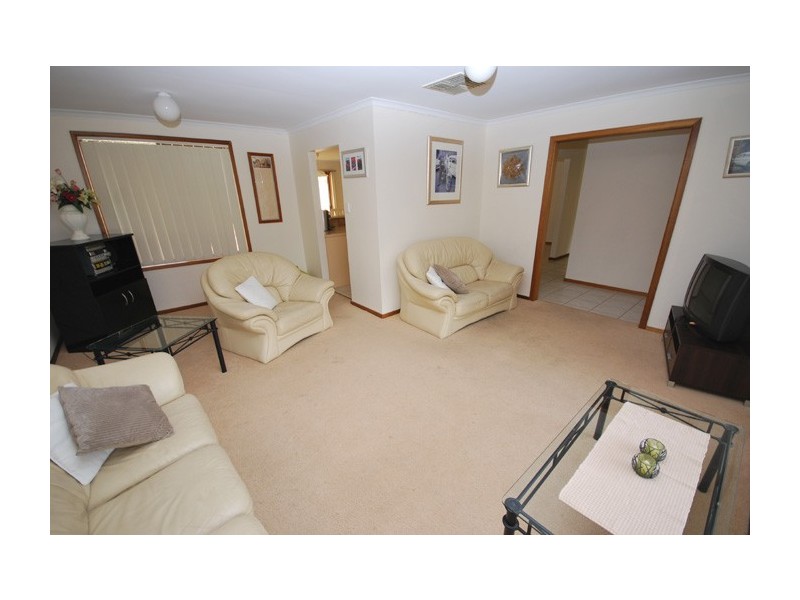 3 Mold Court, Evanston Park SA 5116