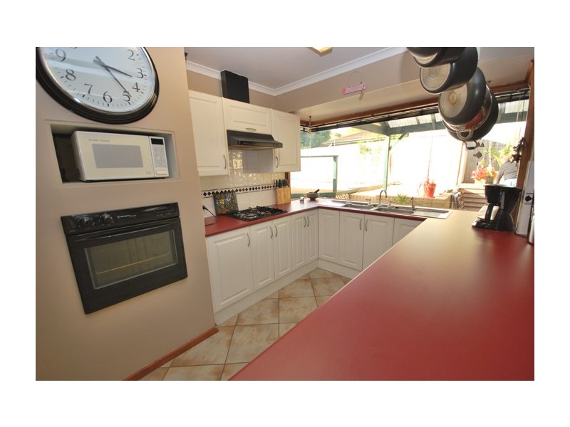 33 Mumford Avenue, St Agnes SA 5097