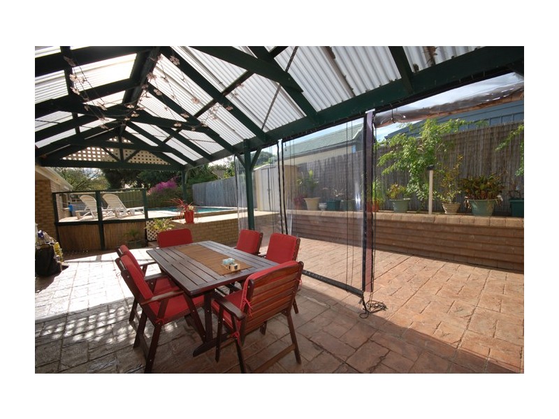 33 Mumford Avenue, St Agnes SA 5097