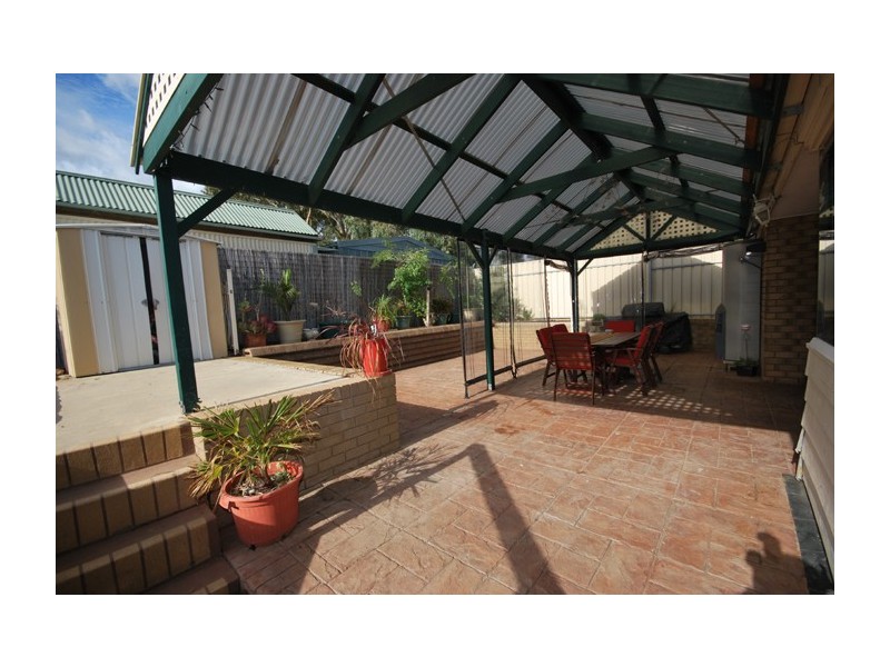 33 Mumford Avenue, St Agnes SA 5097