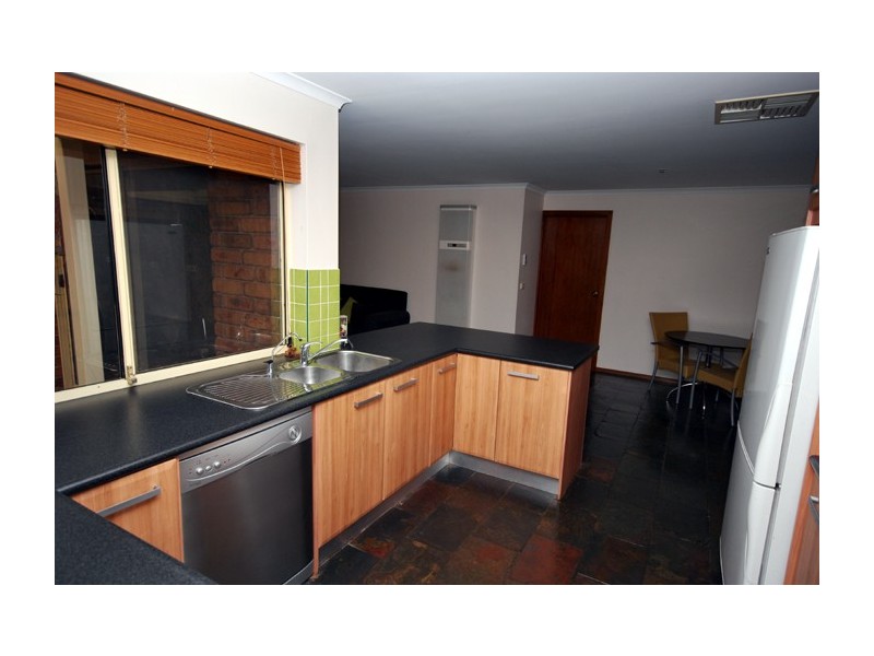 4 Anne Marie Court, Golden Grove SA 5125