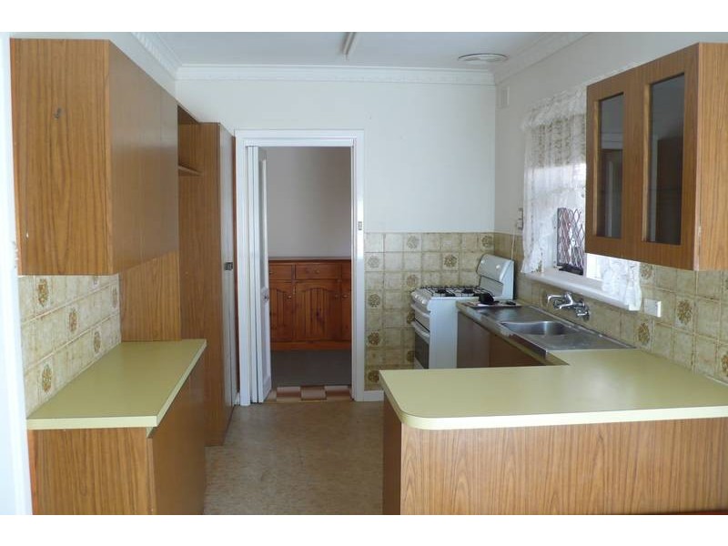 2 Frank street, Vista SA 5091