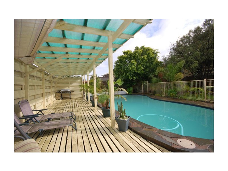 27 Edinburgh Road, Modbury SA 5092