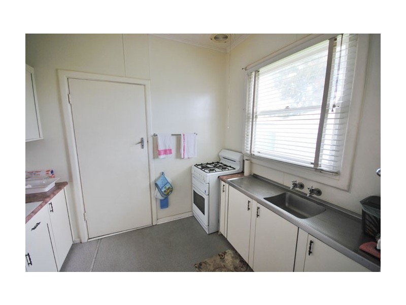 13 Redward Avenue, Greenacres SA 5086