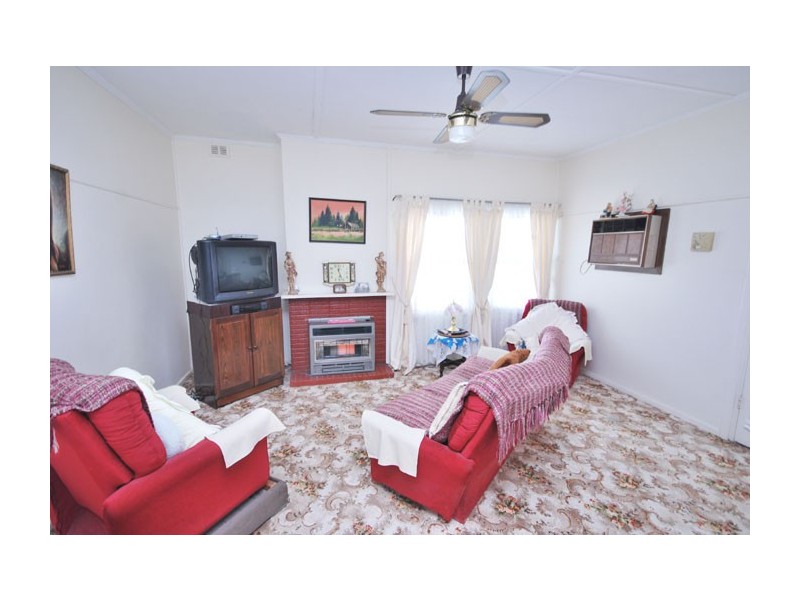 13 Redward Avenue, Greenacres SA 5086