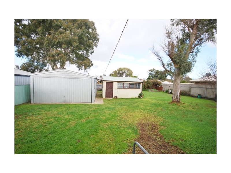 13 Redward Avenue, Greenacres SA 5086