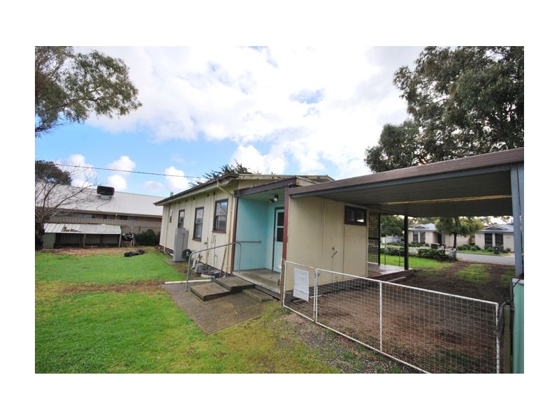 13 Redward Avenue, Greenacres SA 5086