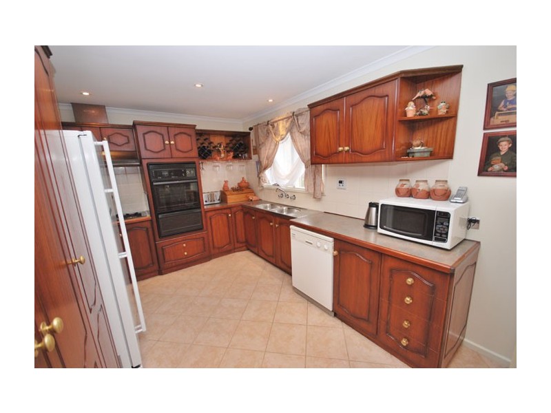 20 Neuville Court, Wynn Vale SA 5127