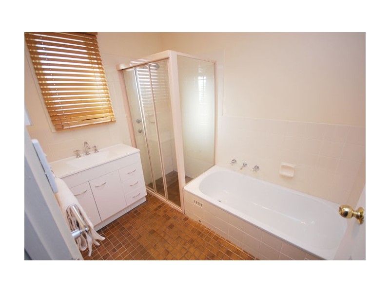 20 Neuville Court, Wynn Vale SA 5127