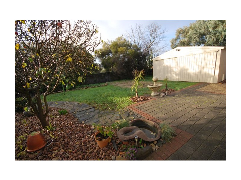 20 Neuville Court, Wynn Vale SA 5127