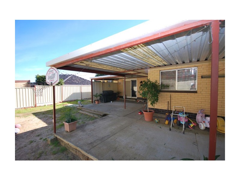 37 Cottenham Road, Banksia Park SA 5091