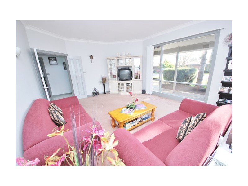 13 Timcris Court, Wynn Vale SA 5127