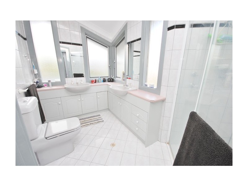 13 Timcris Court, Wynn Vale SA 5127