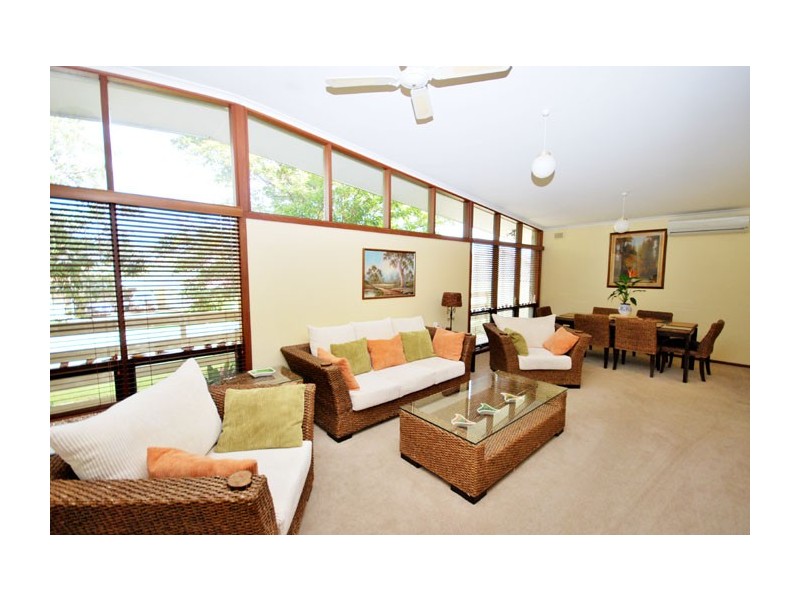 6 Domain Avenue, Para Vista SA 5093