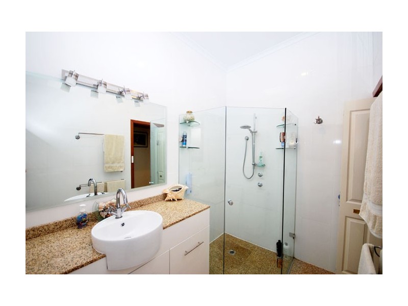 6 Domain Avenue, Para Vista SA 5093