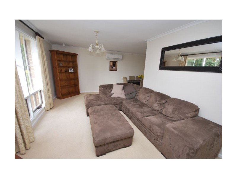 16 Barlow Court, St Agnes SA 5097