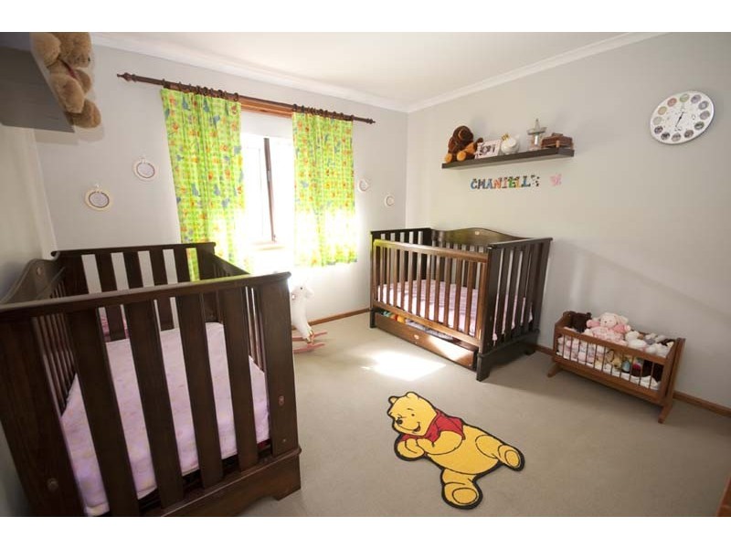 27 Dearman Avenue, Redwood Park SA 5097