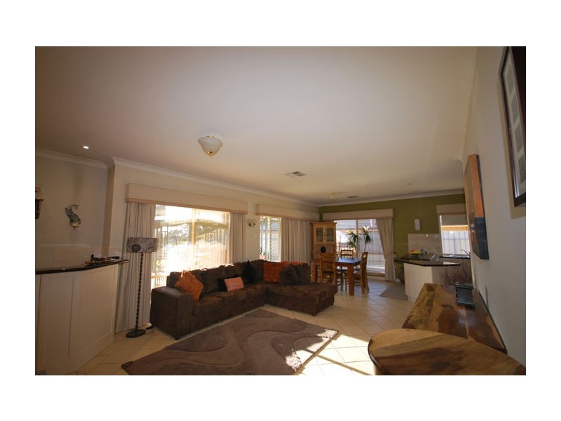 5 The Outlook, Salisbury Heights SA 5109