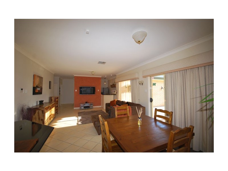 5 The Outlook, Salisbury Heights SA 5109