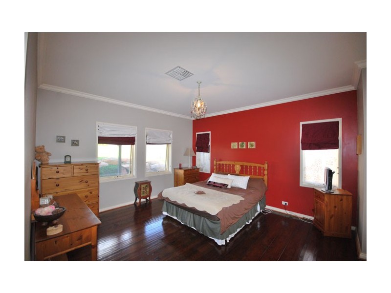 5 The Outlook, Salisbury Heights SA 5109