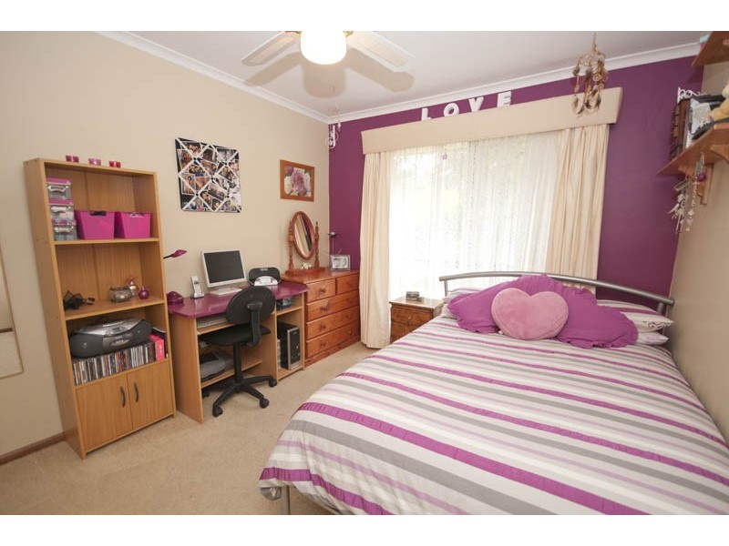 17 Barker Avenue, Tea Tree Gully SA 5091