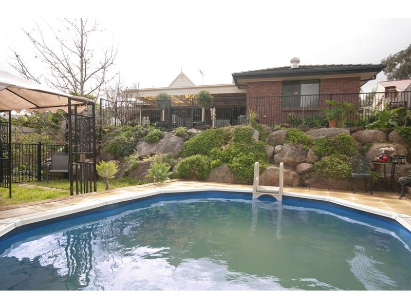 17 Barker Avenue, Tea Tree Gully SA 5091