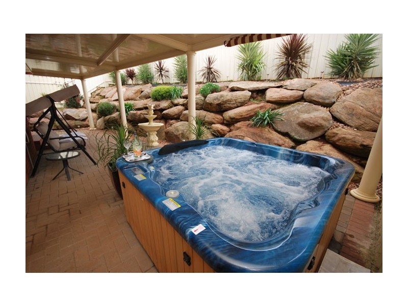 3/4 McCann Place, Greenwith SA 5125