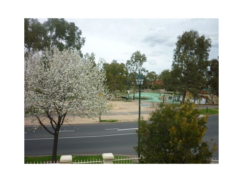 48A Sir Ross Smith Blvd, Oakden SA 5086