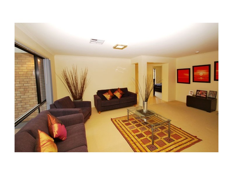 2 Surrey Close, Salisbury East SA 5109