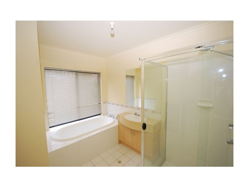 2 Surrey Close, Salisbury East SA 5109