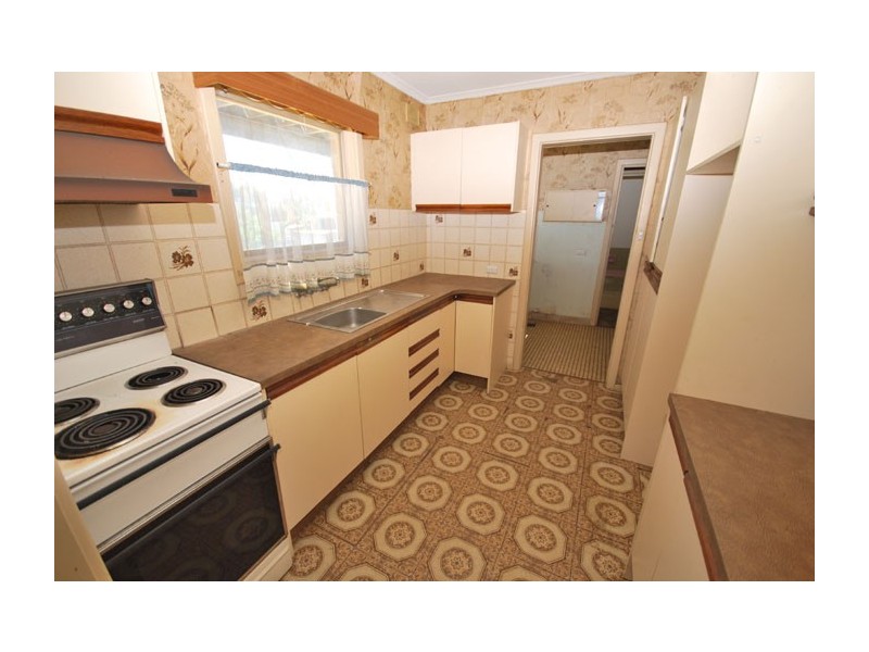 16 Ulaka Road, Ingle Farm SA 5098