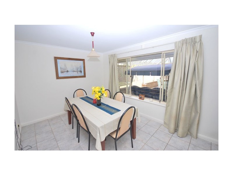 11 St Annes Court, Wynn Vale SA 5127