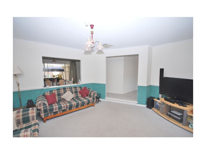 11 St Annes Court, Wynn Vale SA 5127