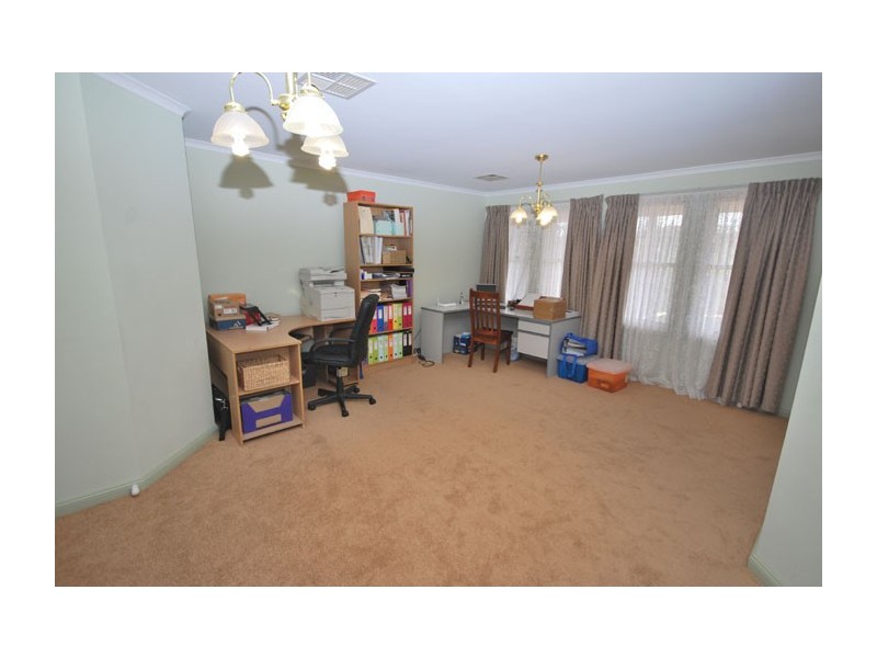 3 Creekview Drive, Walkley Heights SA 5098