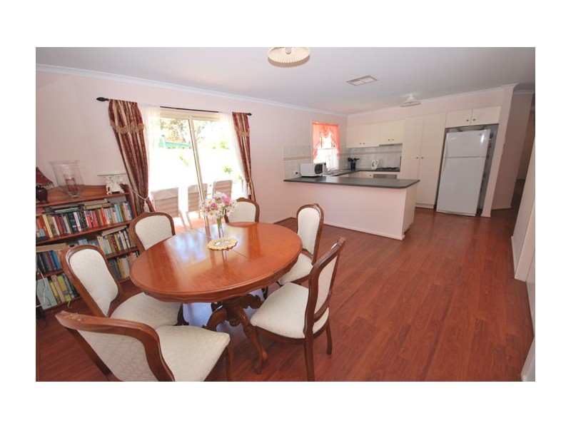 35 Doradus Avenue, Hope Valley SA 5090