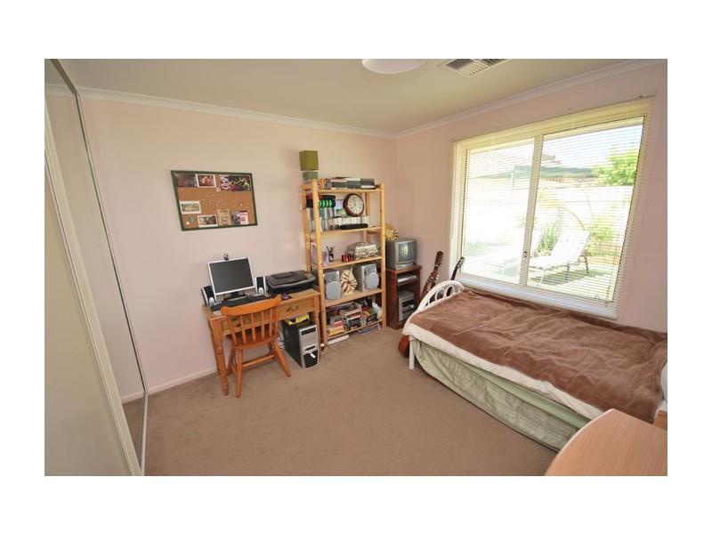 35 Doradus Avenue, Hope Valley SA 5090