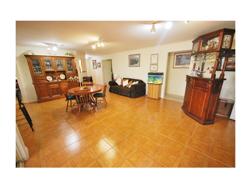 4 Pineridge Court, Golden Grove SA 5125