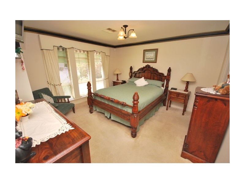 4 Pineridge Court, Golden Grove SA 5125