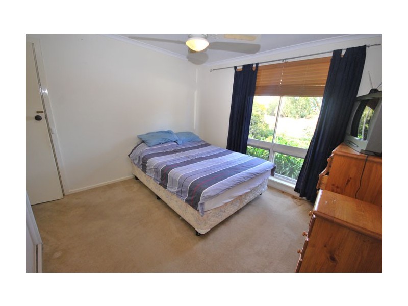 8 Vulcan Avenue, Modbury Heights SA 5092