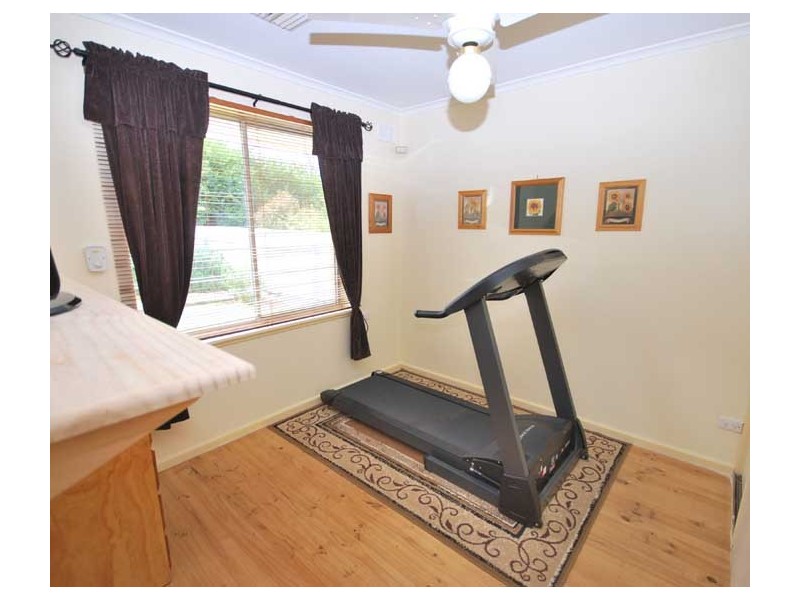 25 Loch Lomond Drive, Modbury SA 5092