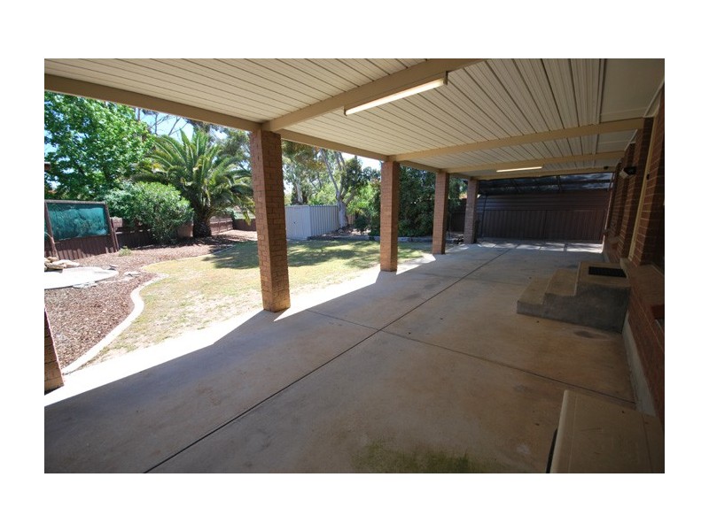 18 Pelsaert Avenue, Fairview Park SA 5126