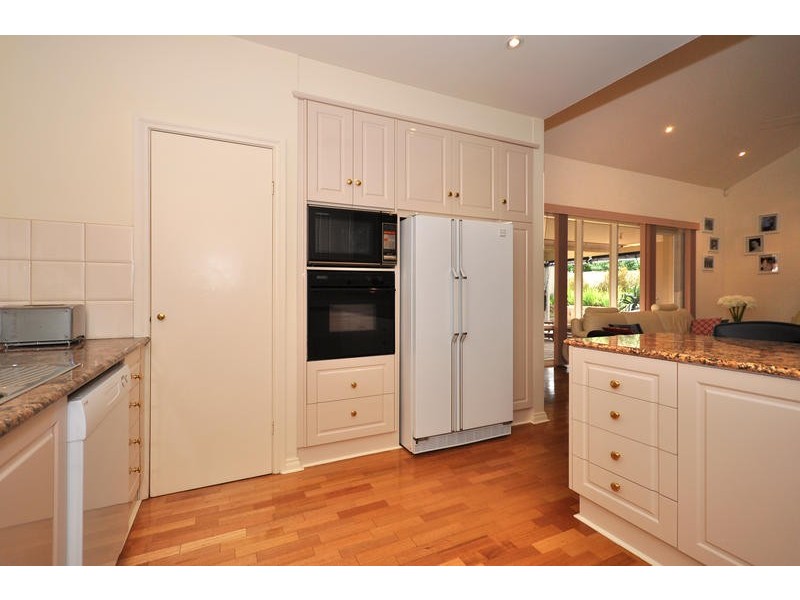 100 River Drive, Athelstone SA 5076